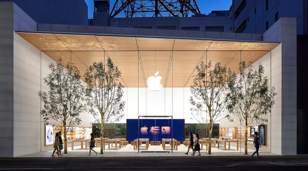 japan-plans-to-fine-apple-over-app-stores-and-force-sideloading